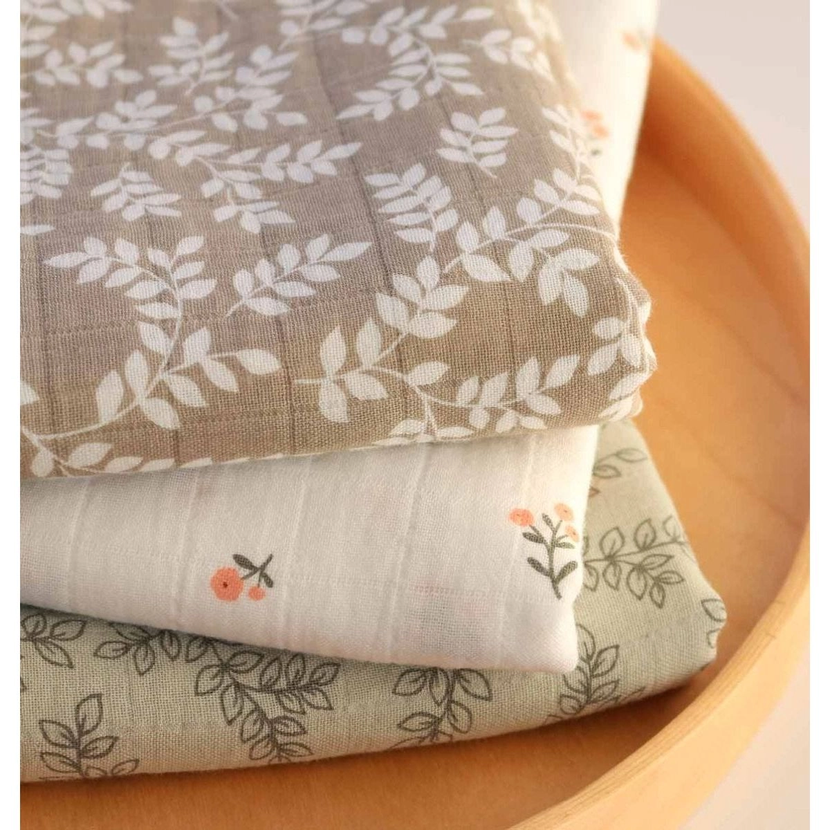 A Little Lovely Company Muslin Cloth Set of 2: Leaves - Taupe