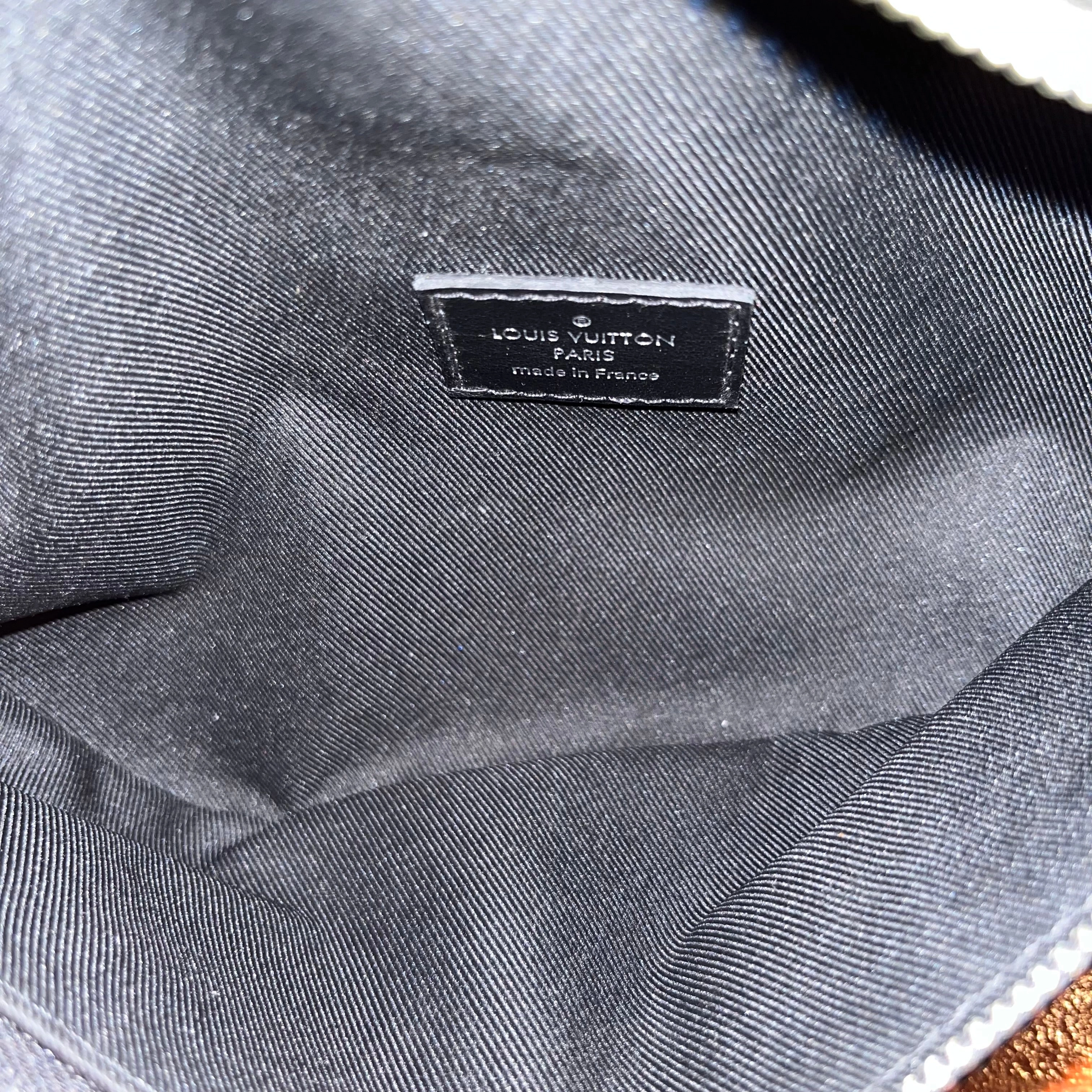 LOUIS VUITTON Campus Bumbag Damier Graphite Belt Bag