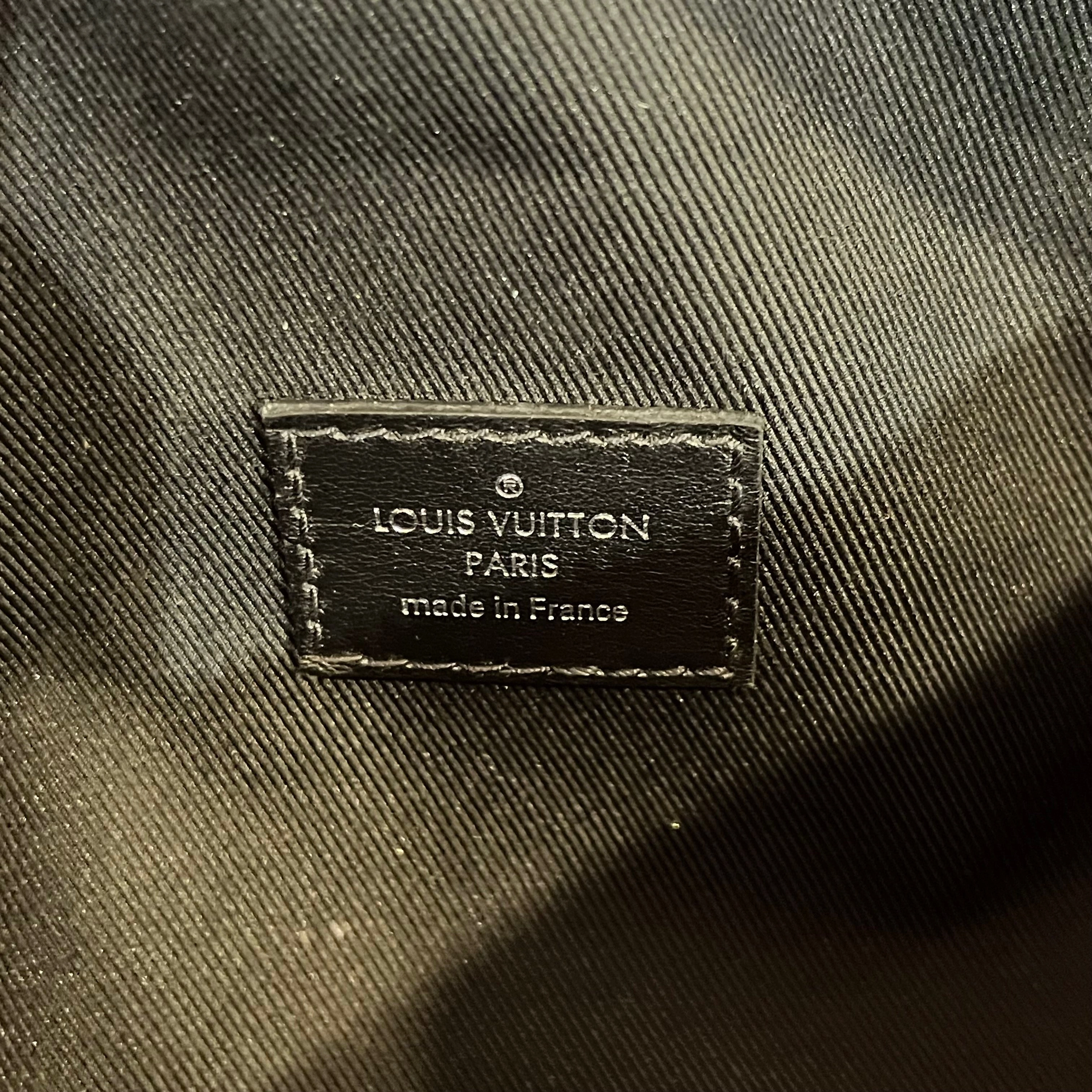 LOUIS VUITTON Campus Bumbag Damier Graphite Belt Bag