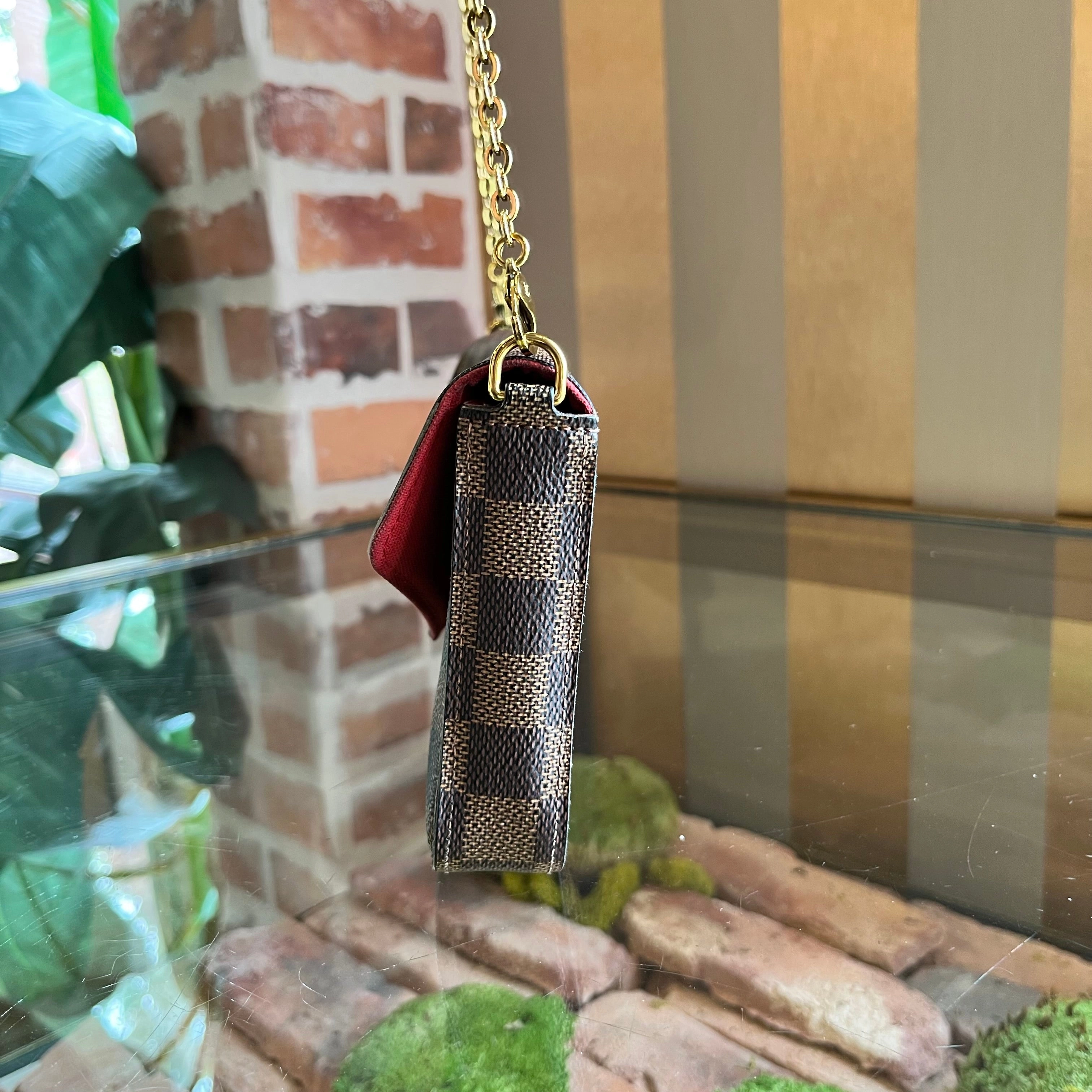 LOUIS VUITTON Pochette Felicie Brown Damier Ebene Canvas Crossbody Bag