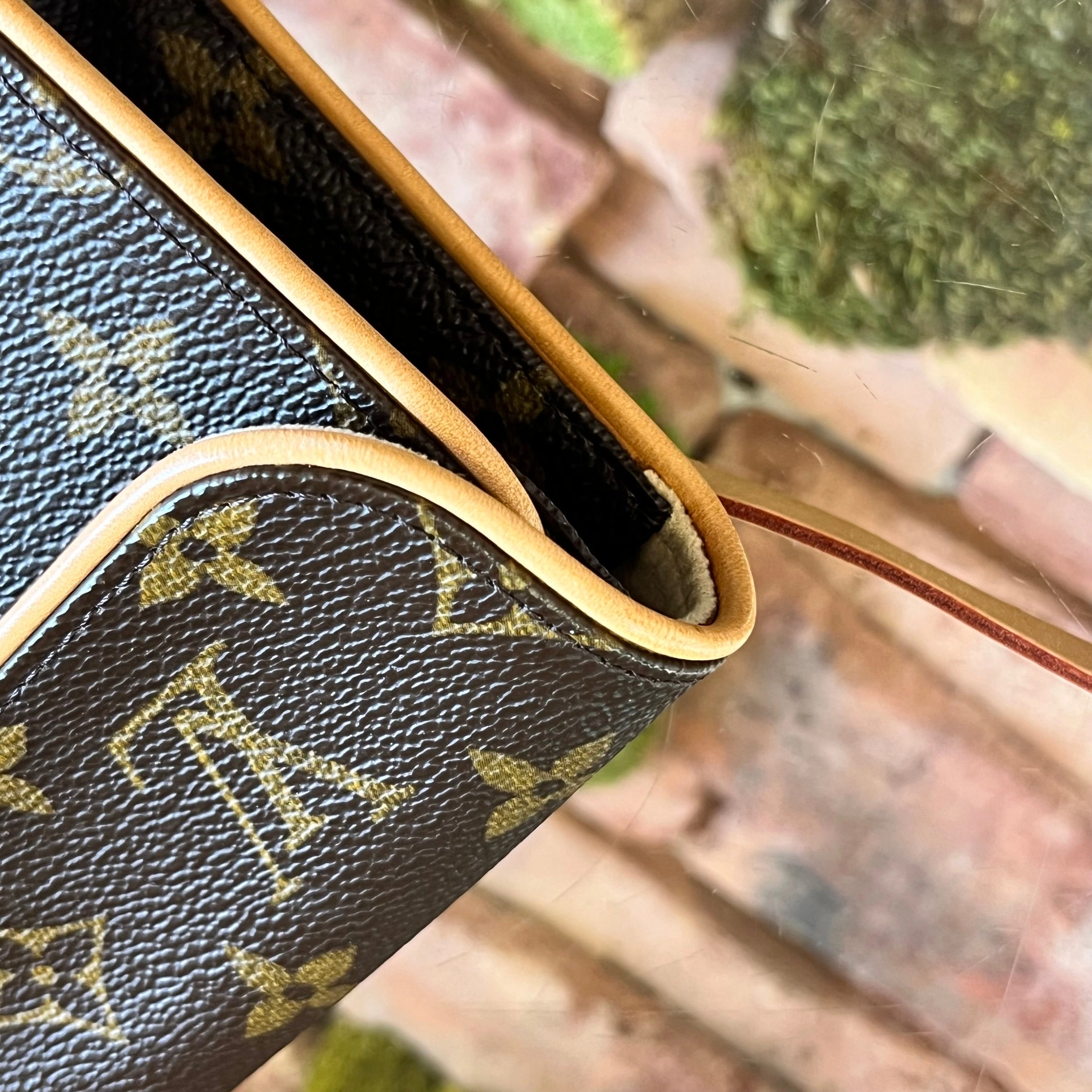 LOUIS VUITTON Pochette Florentine Monogram Canvas Belt Bag SZSM