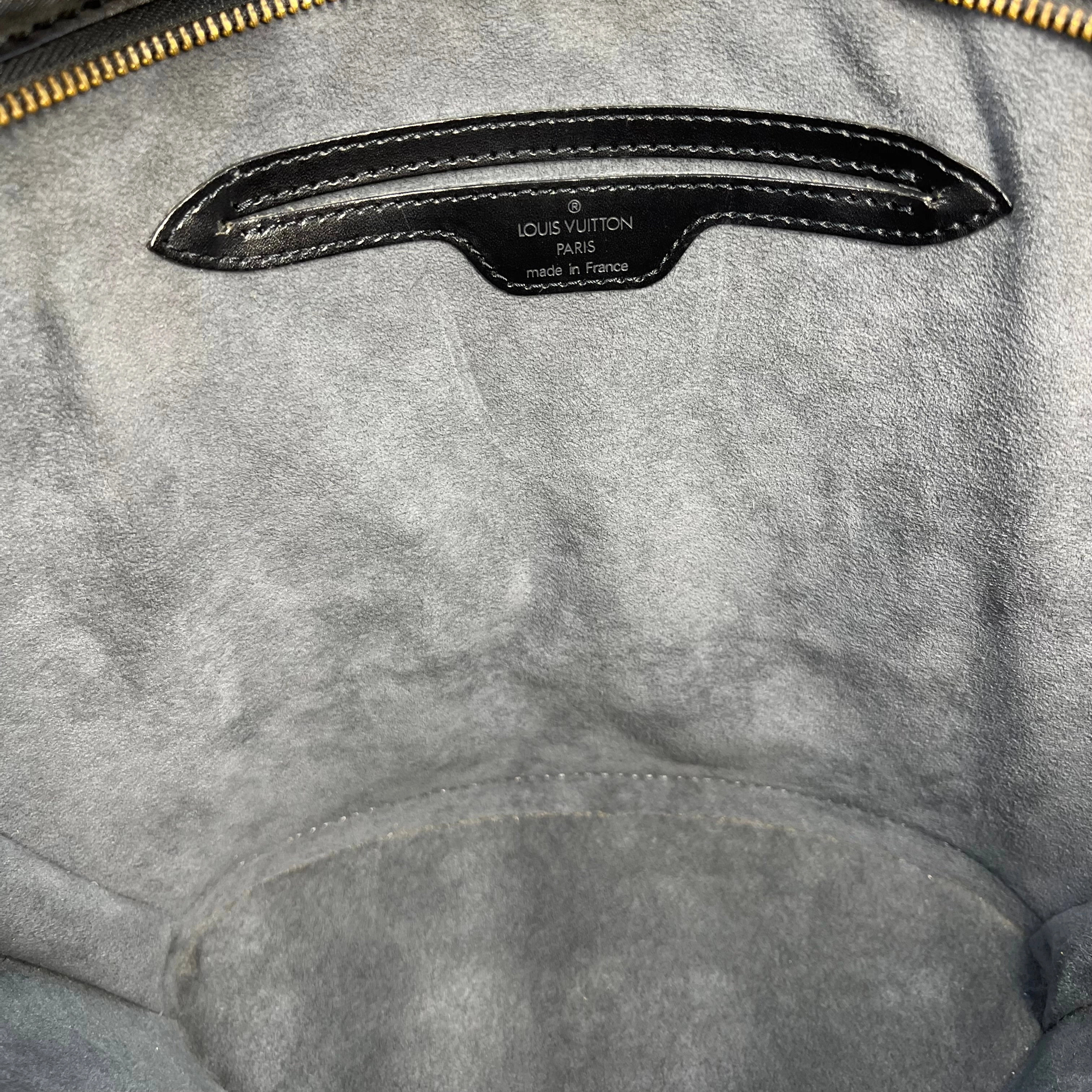 LOUIS VUITTON Saint Jacques PM Epi Black