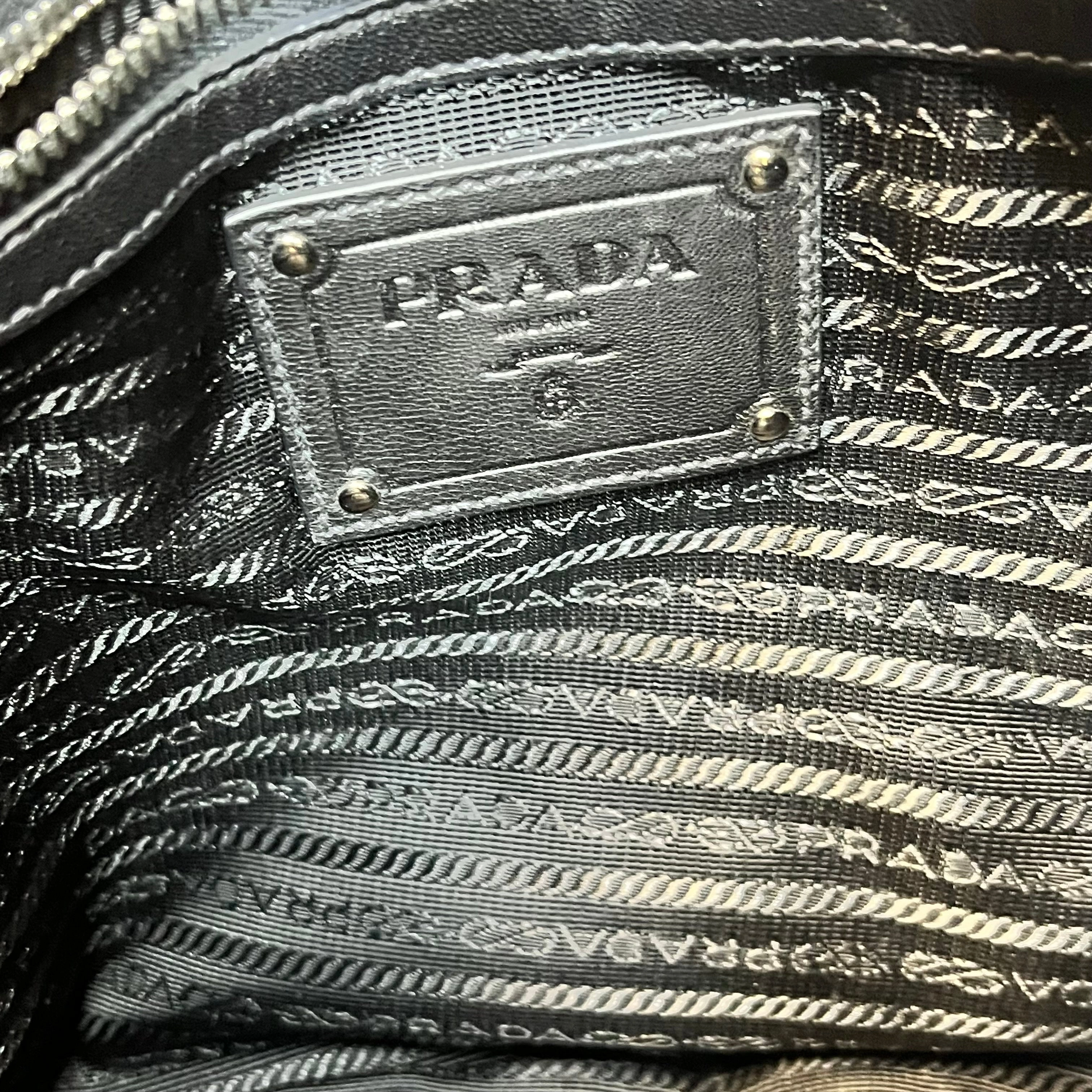 PRADA Wave Black Tessuto Nylon Nappa Leather Hobo Bag TS3917