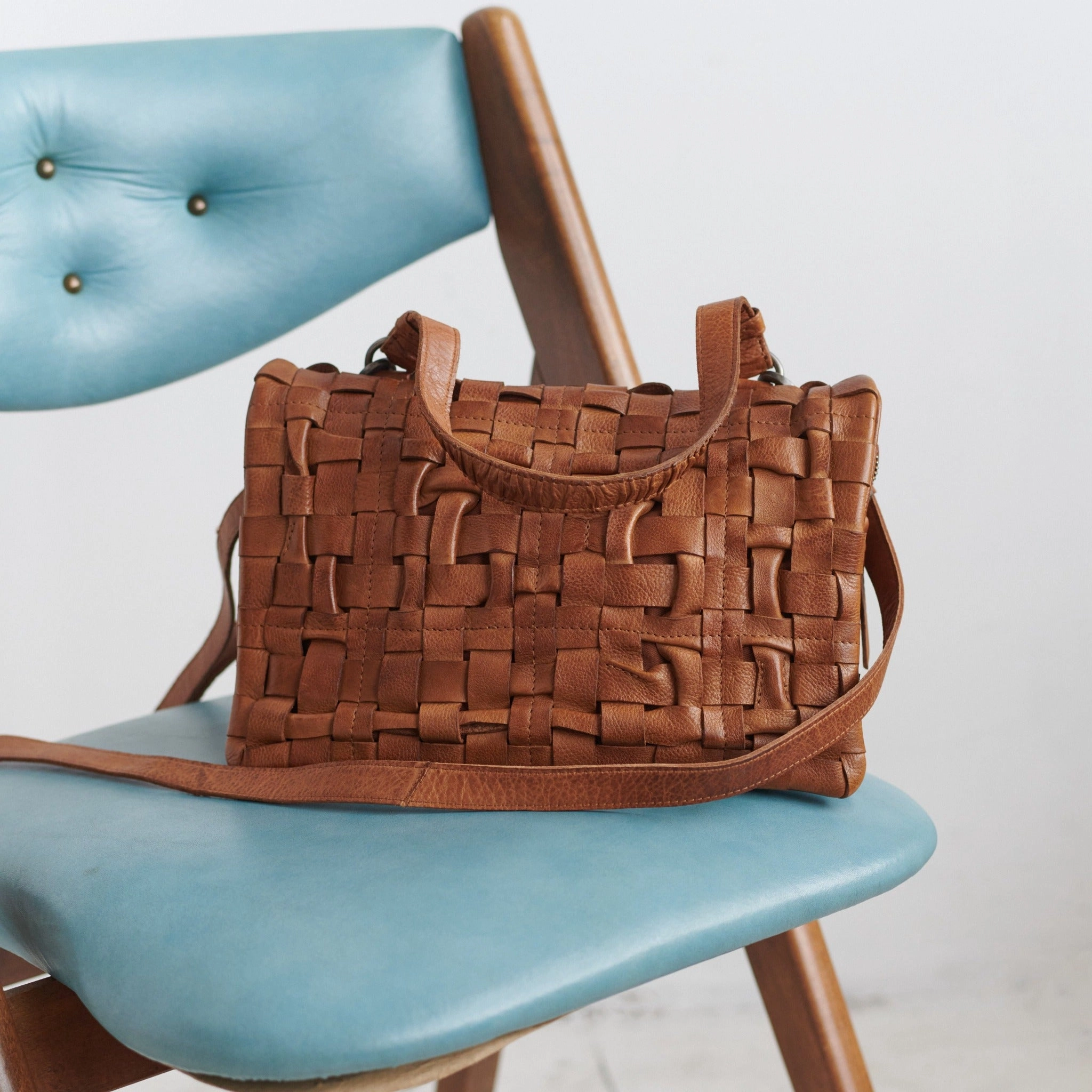 Sigourney Crossbody