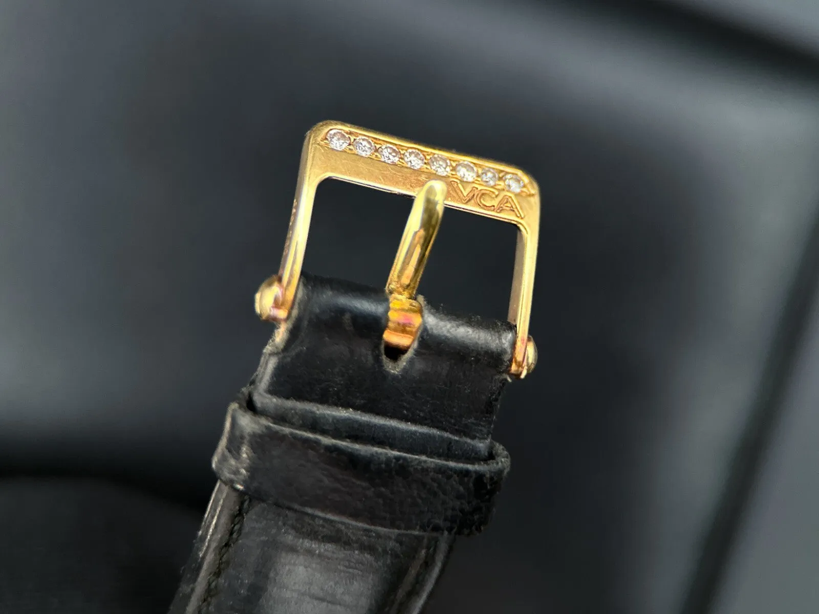 Van Cleef & Arpels Classique Yellow Gold Champagne Dial Quartz Watch
